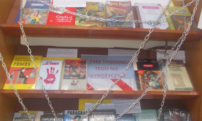 Tydzień  Zakazanych Książek  w Powiatowej Bibliotece Publicznej w Kętrzynie.