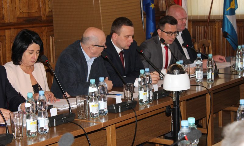 II sesji VI kadencji Rady Powiatu w Kętrzynie