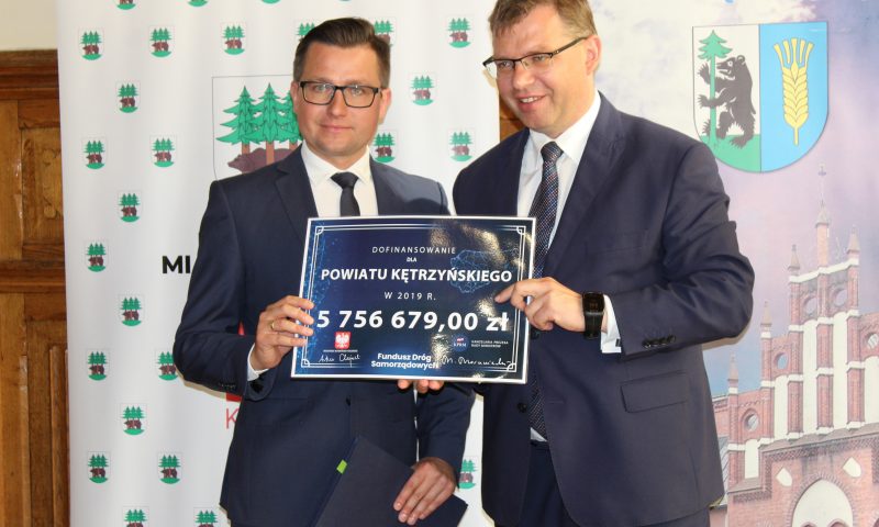 Podpisanie umów w ramach Funduszu Dróg Samorządowych