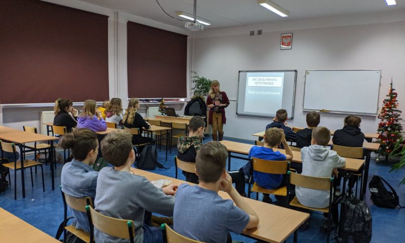 Przed trudnym wyborem szkoły – spotkanie z uczniami klas VIII Szkoły Podstawowej nr 5 z Oddziałami Integracyjnymi w Kętrzynie