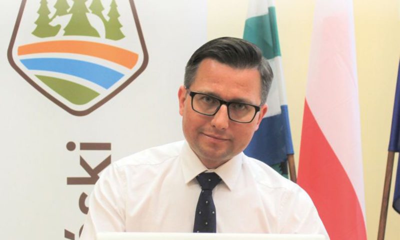 „Studio Powiat Kętrzyński” – kolejne spotkanie online starosty kętrzyńskiego z mieszkańcami